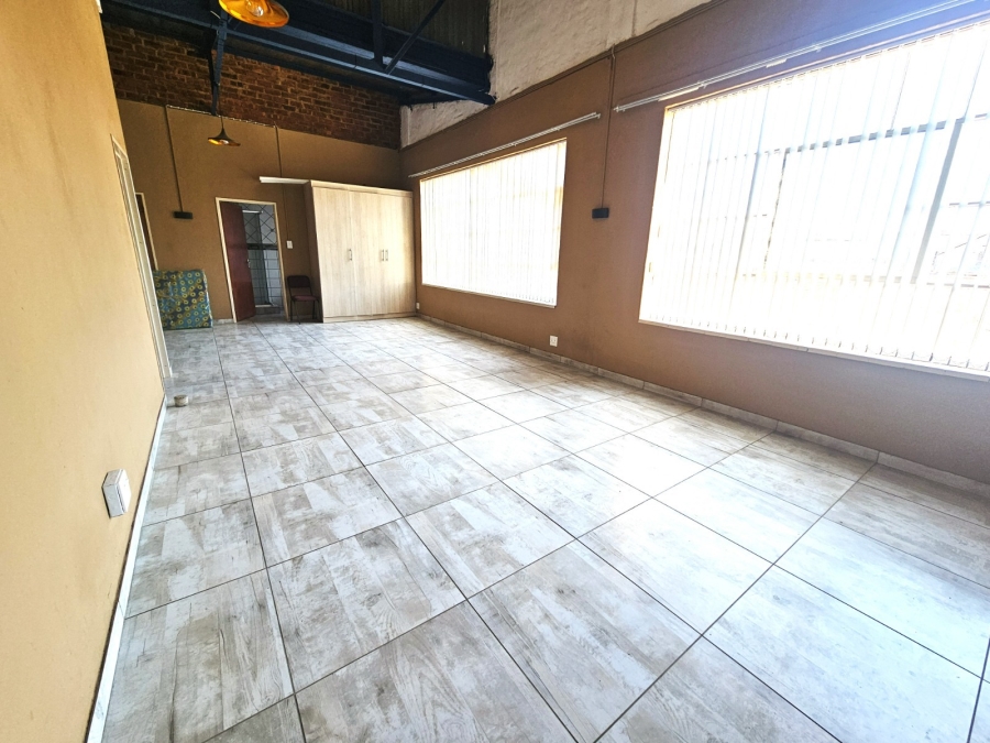 To Let Commercial Property for Rent in Rustenburg Rural North West